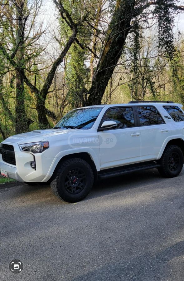 Toyota 4Runner - фото 4
