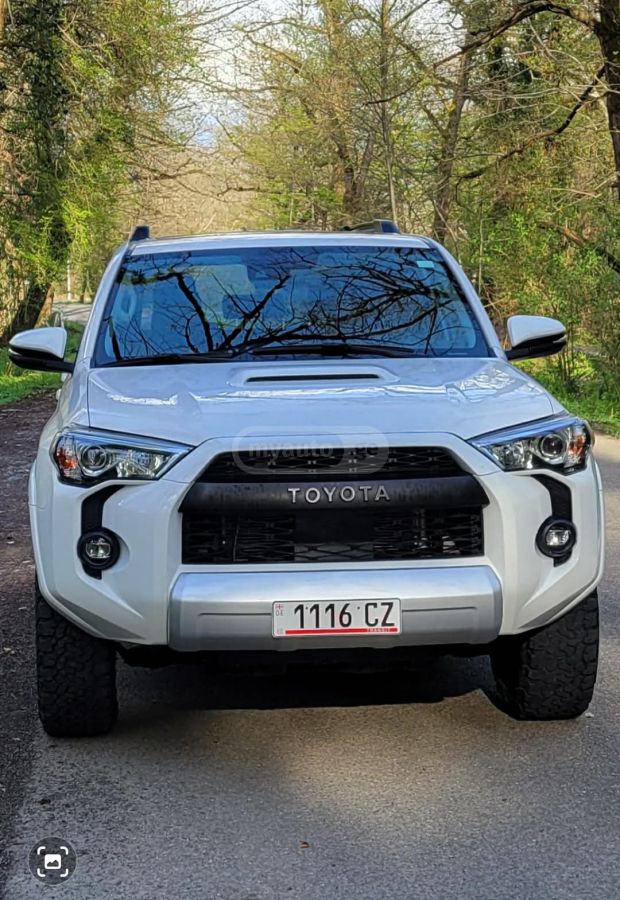 Toyota 4Runner - фото 5