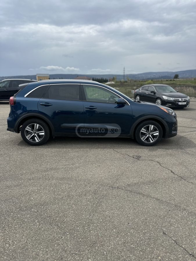 Kia Niro - фото 7
