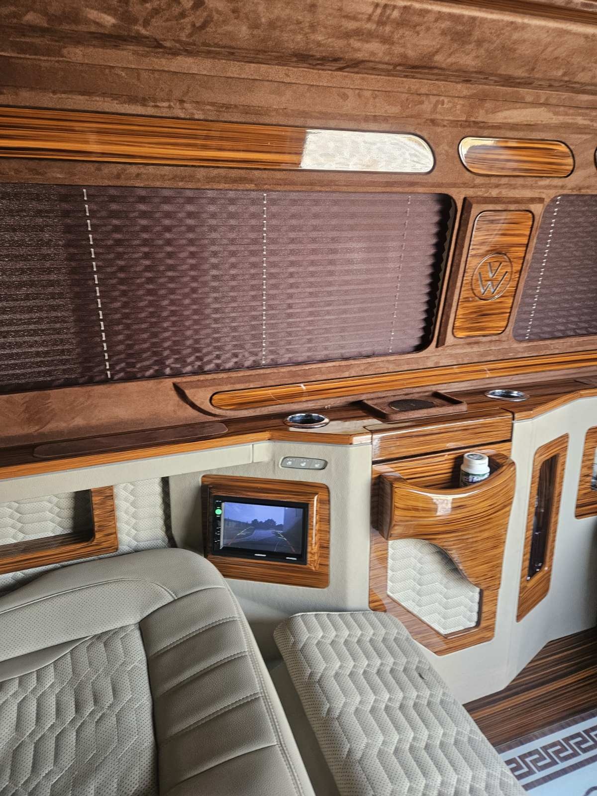 Volkswagen VIP CLASS — миниатюра 5