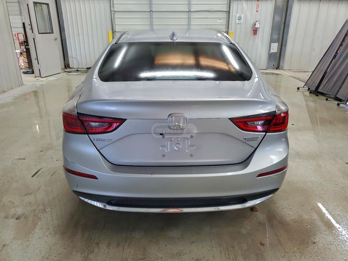 Honda Insight - фото 6