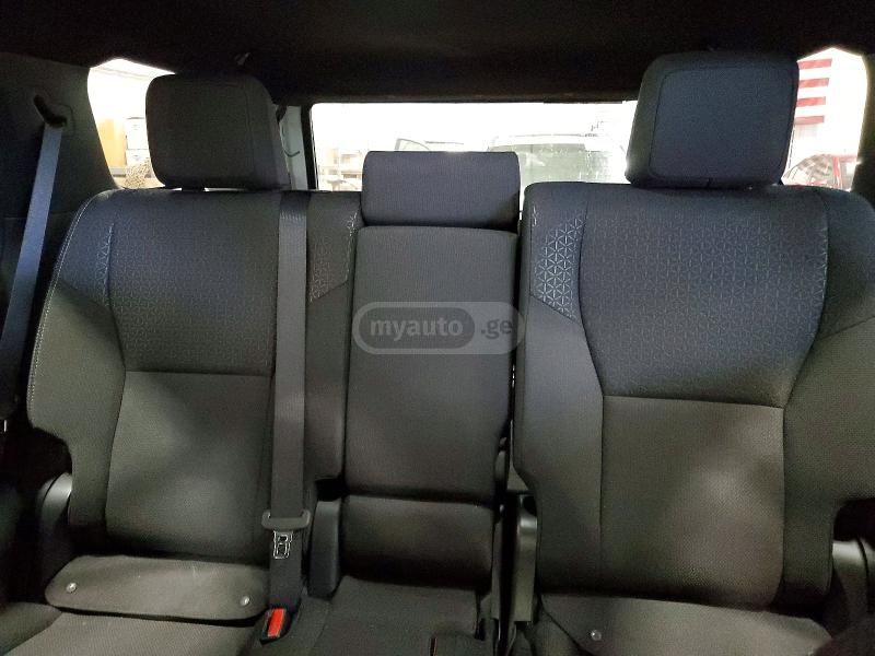 Toyota 4 Runner sr5 2025 — миниатюра 7