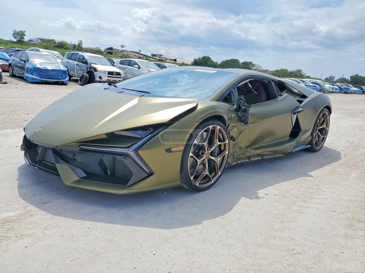 Lamborghini Aventador REVUELTO 2025 — миниатюра 1