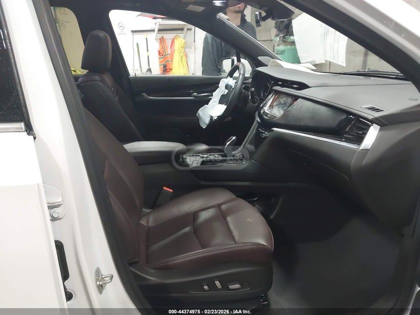 Cadillac XTS 2024 — миниатюра 5