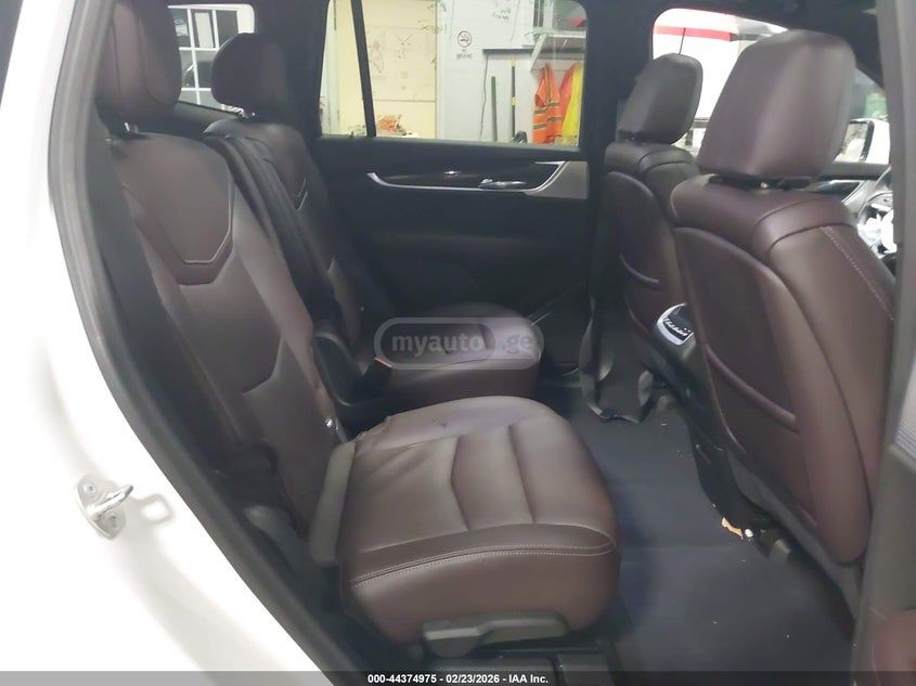 Cadillac XTS 2024 — миниатюра 8