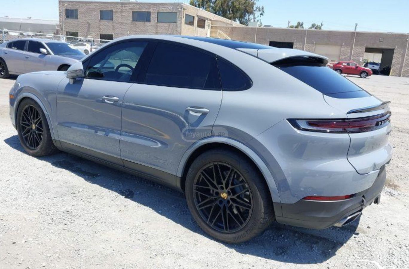 Porsche Cayenne 2024 — миниатюра 5