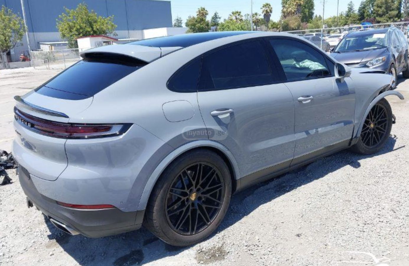 Porsche Cayenne 2024 — миниатюра 7