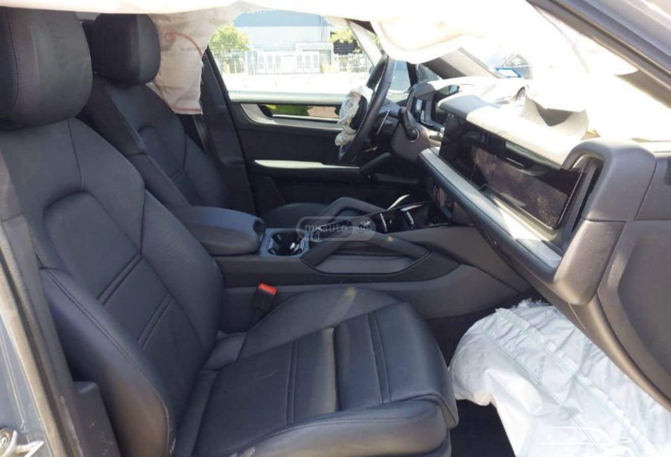 Porsche Cayenne 2024 — миниатюра 8