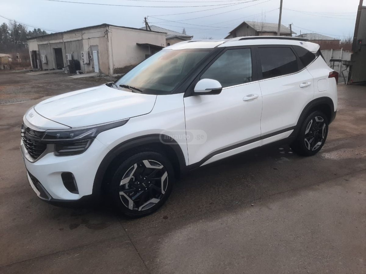 Kia Seltos - фото 1