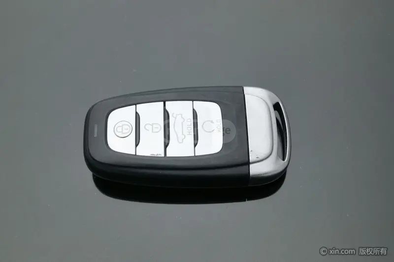 Hongqi H9 - фото 7