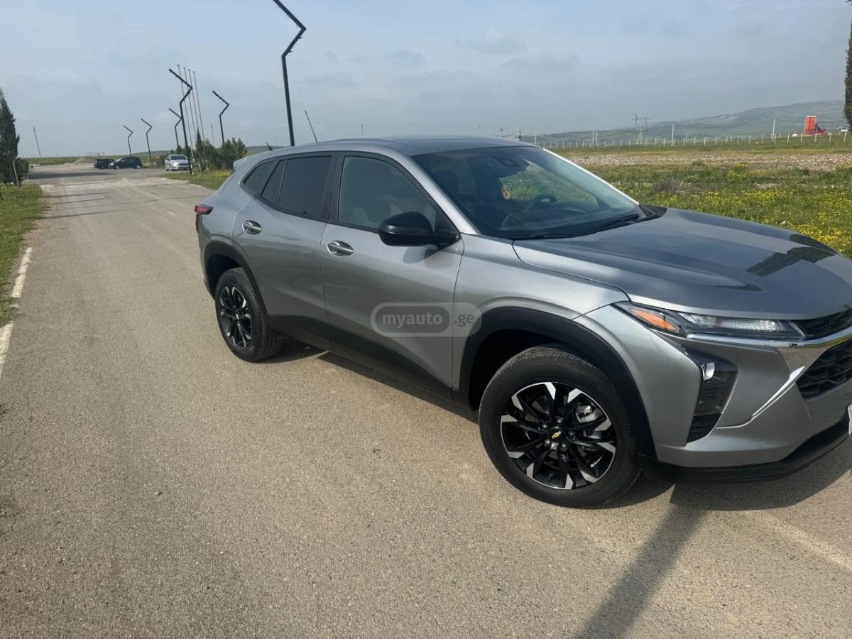 Chevrolet Trax - фото 3