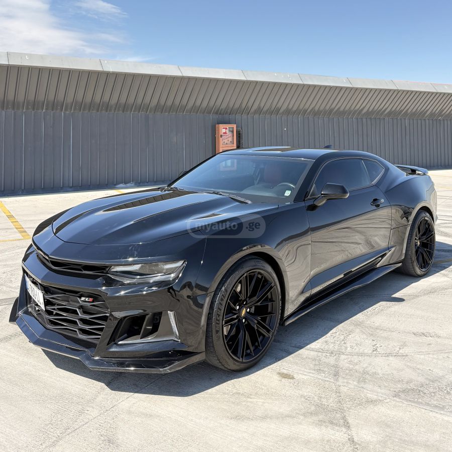 Chevrolet Camaro - фото 1