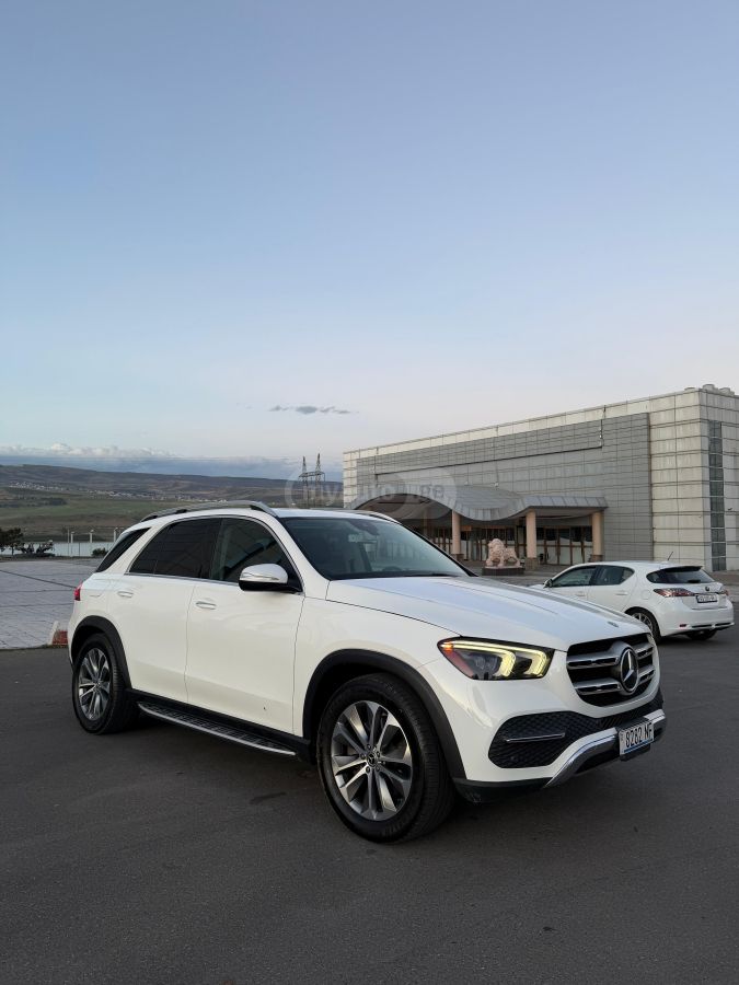 Mercedes-Benz GLE 450 - фото 1
