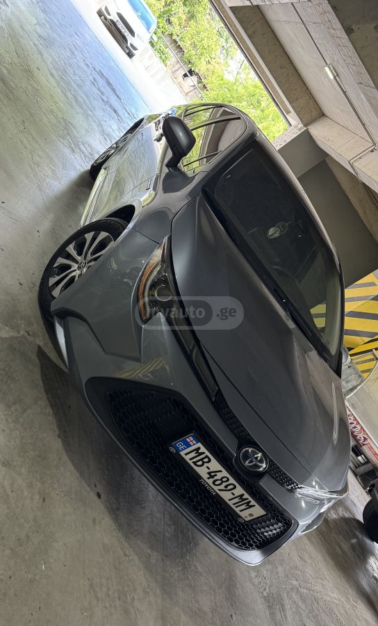 Toyota Corolla - фото 1