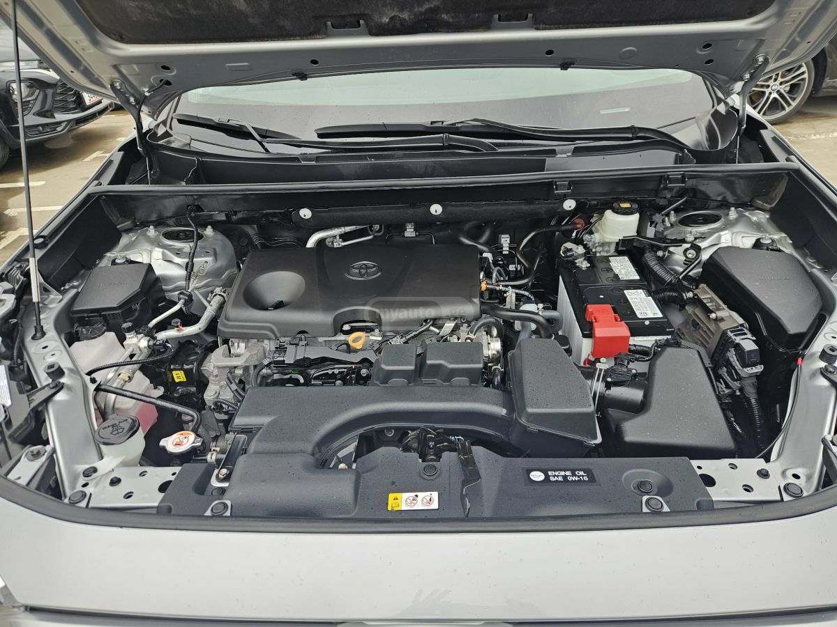 Toyota XLE Premium 4dr All-Wheel Driv — миниатюра 11