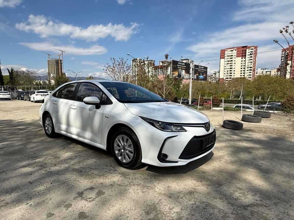 Toyota Corolla 2025 — фото 3 купить в Москве