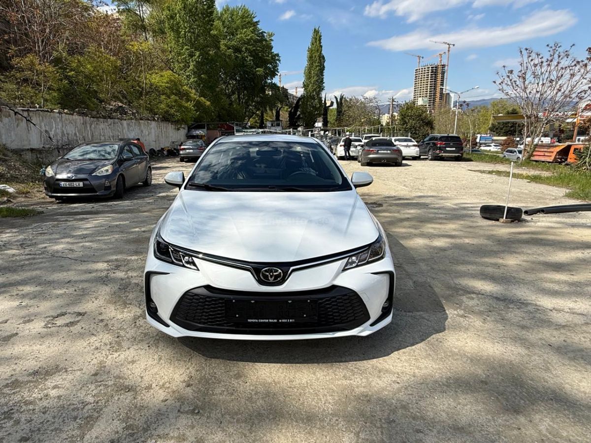 Toyota Corolla 2025 — фото 4 купить в Москве
