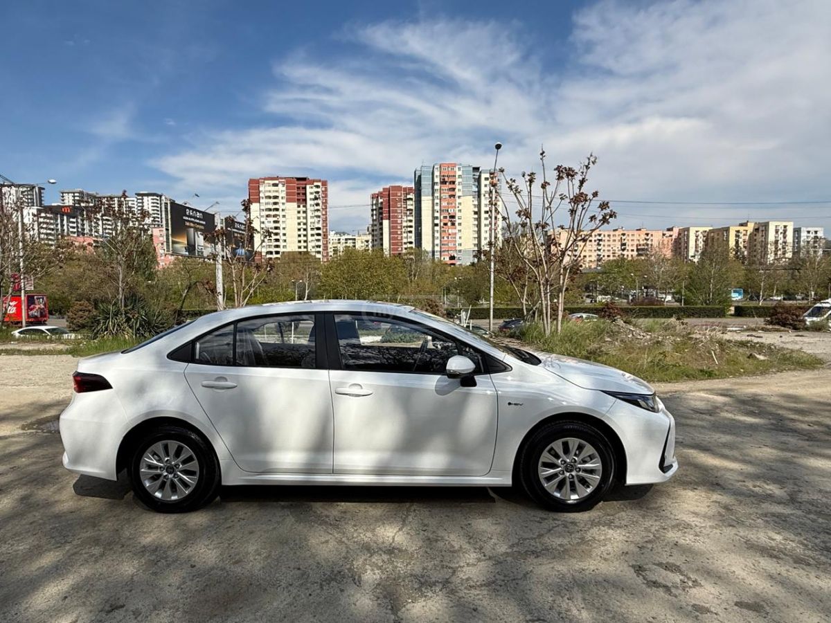 Toyota Corolla 2025 — фото 8 купить в Москве