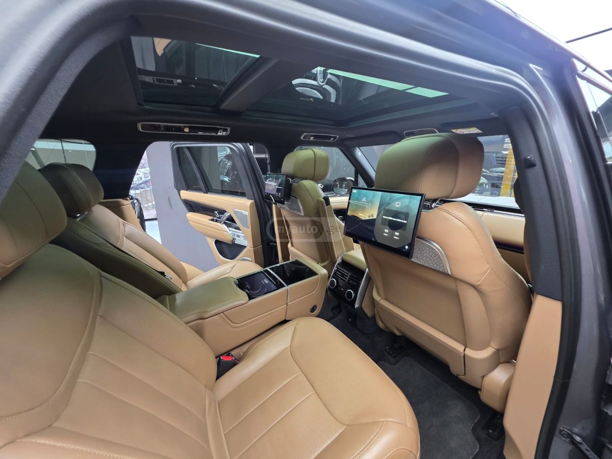 Land Rover Autobiography 4dr All-Wheel Dr — миниатюра 11