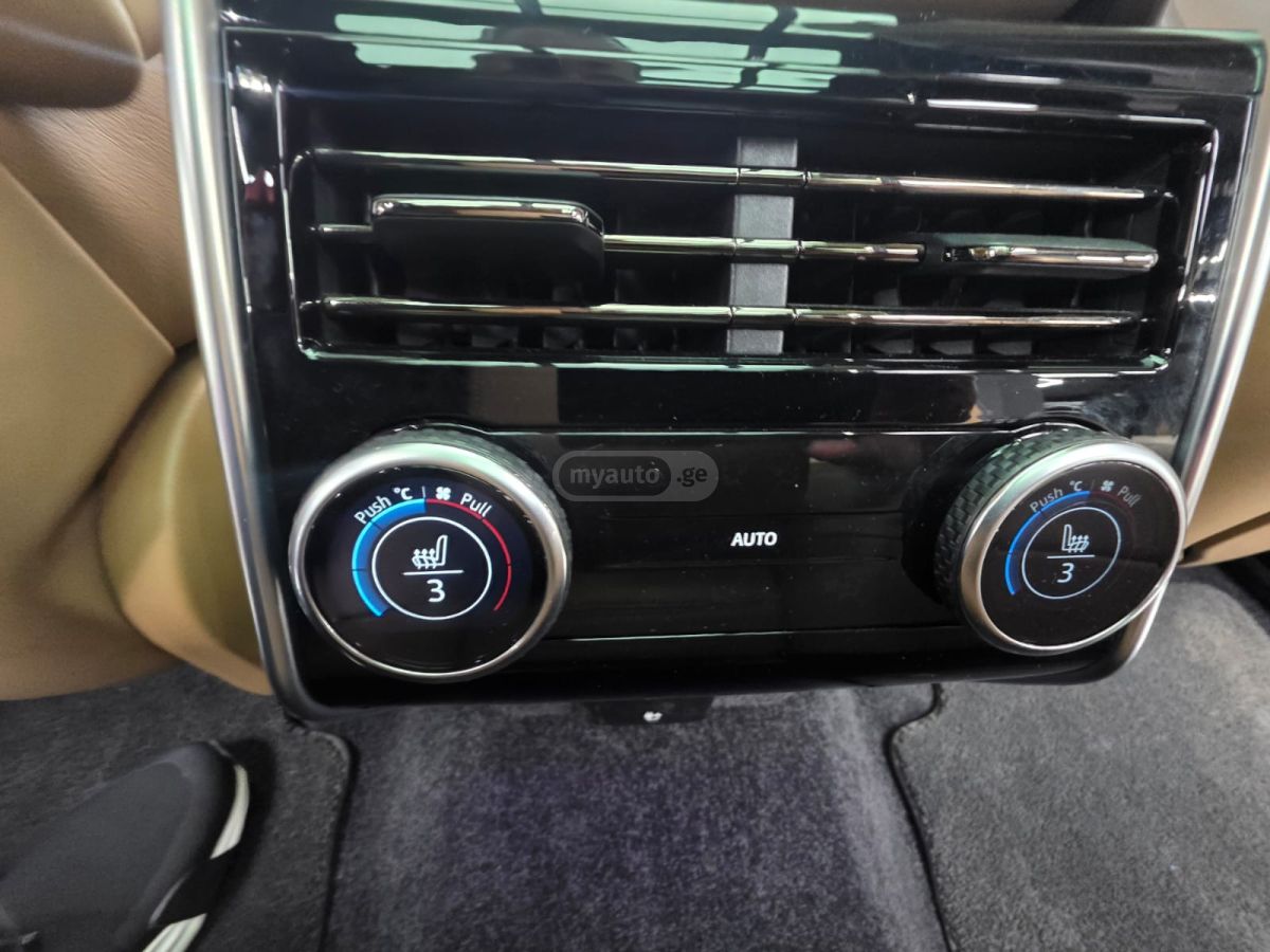 Land Rover Autobiography 4dr All-Wheel Dr — миниатюра 12