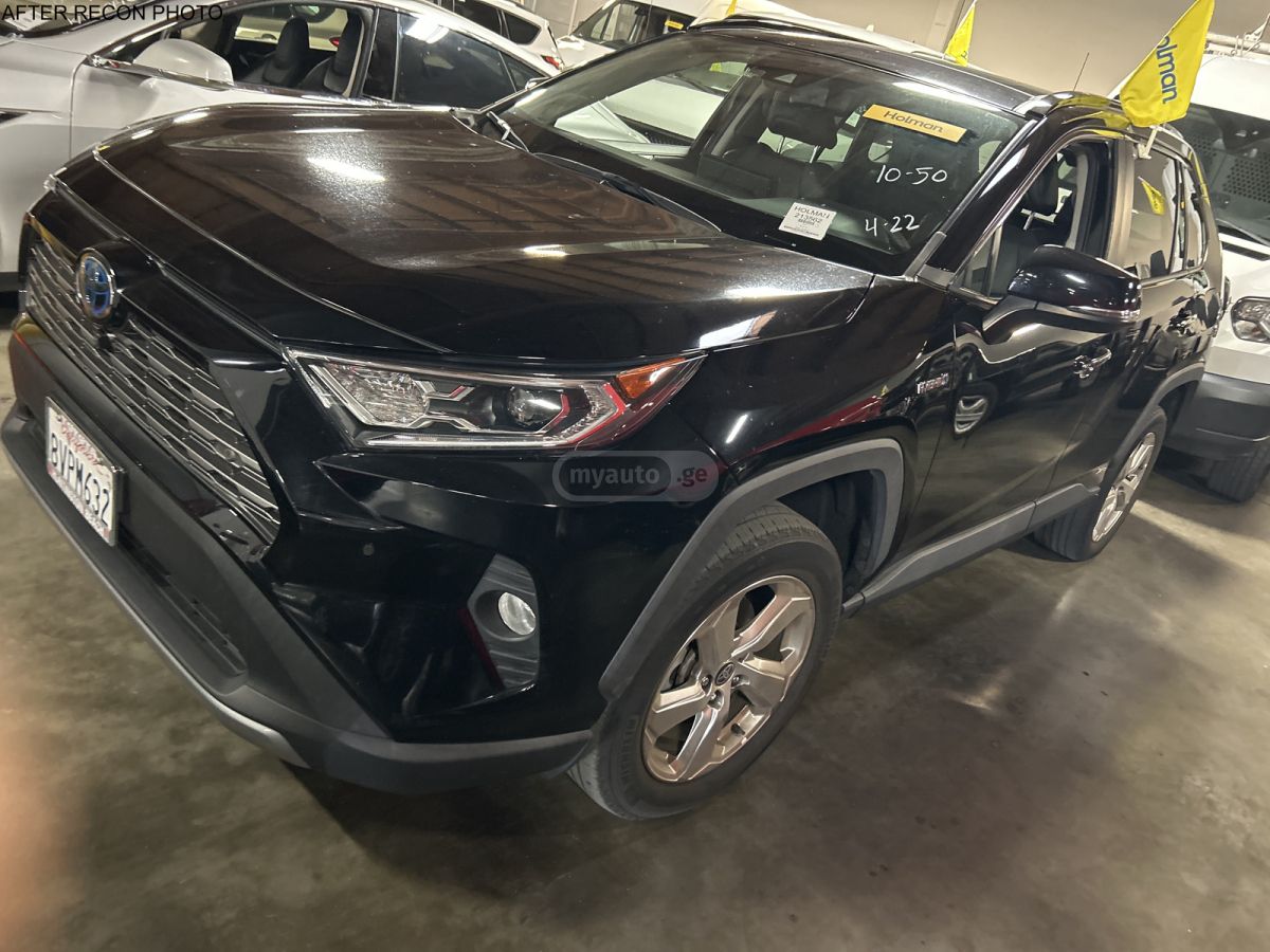 Toyota RAV 4 - фото 1
