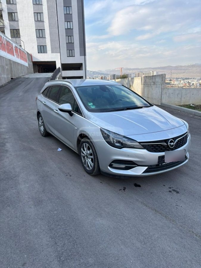 Opel Astra - фото 5
