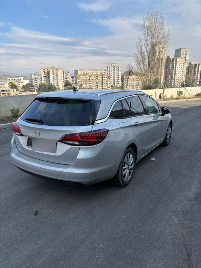 Opel Astra - фото 6