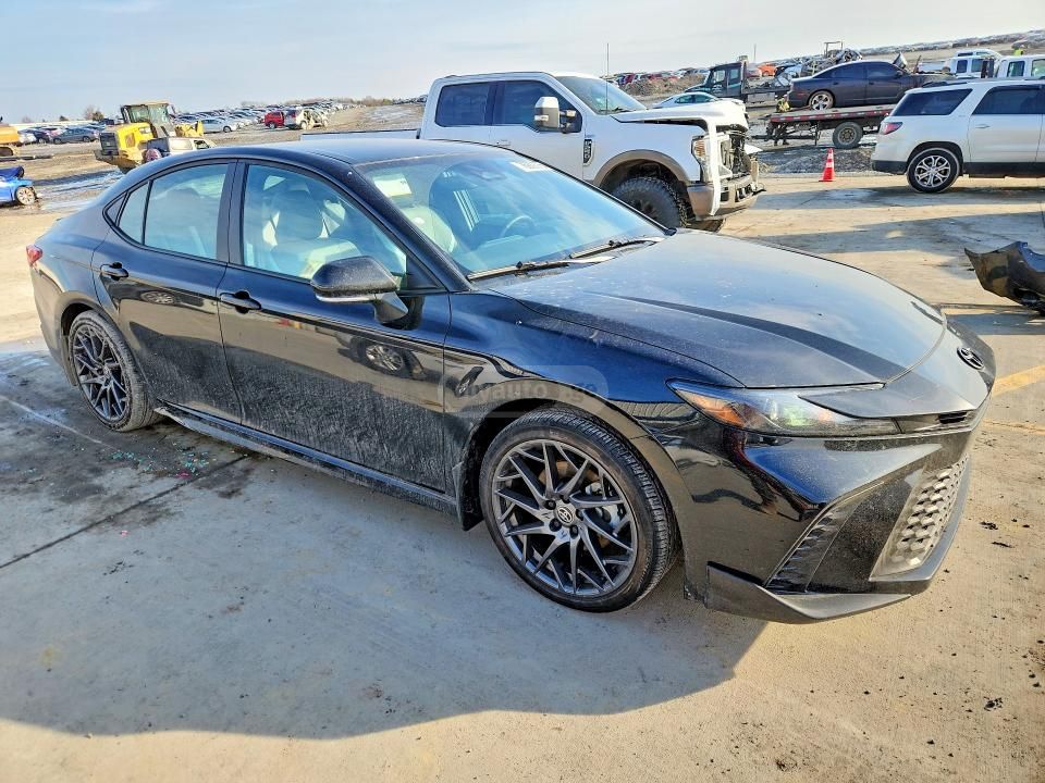 Toyota Camry - фото 10