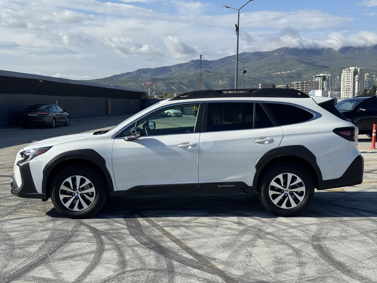 Subaru Outback - фото 2