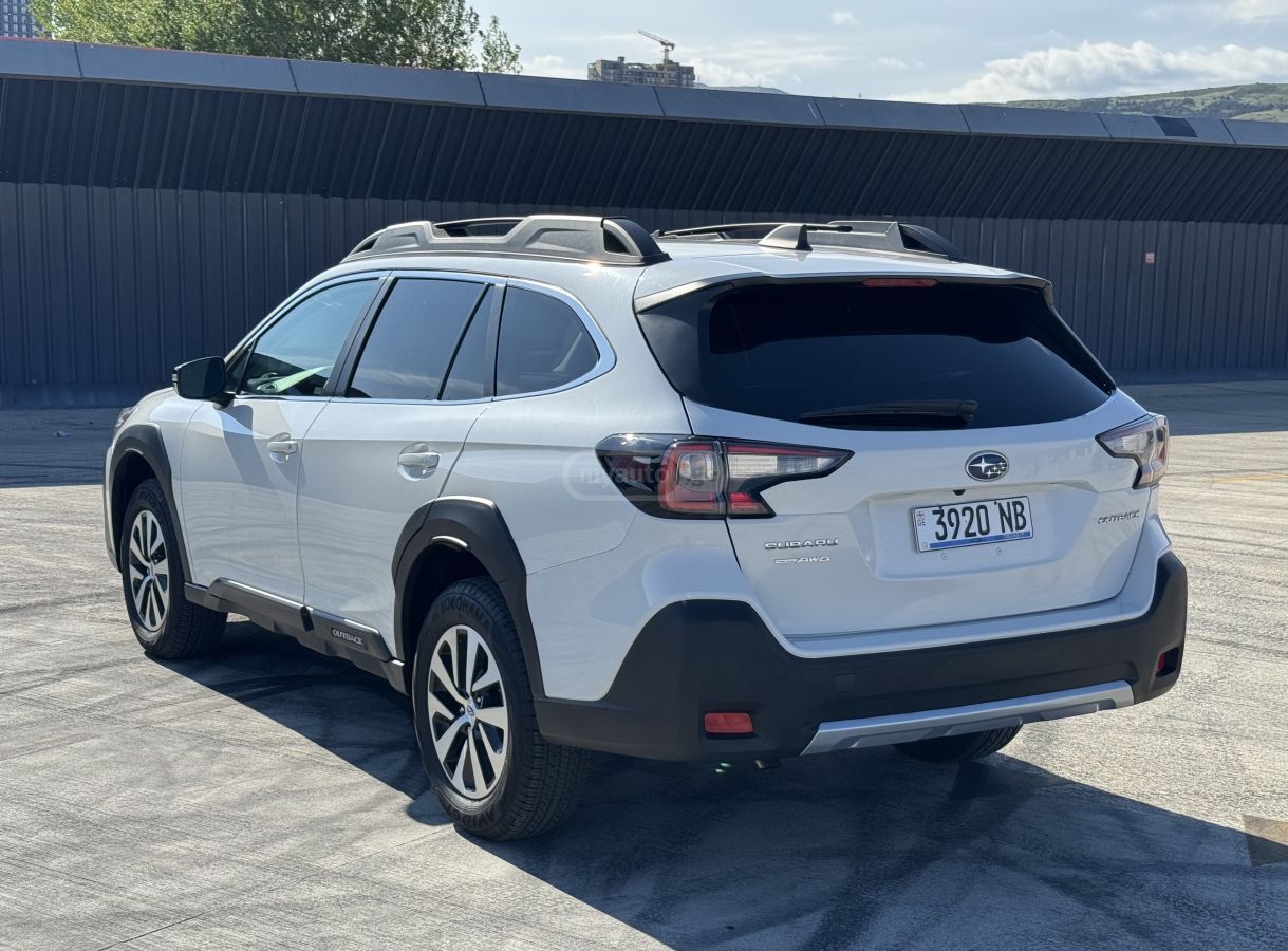 Subaru Outback - фото 3
