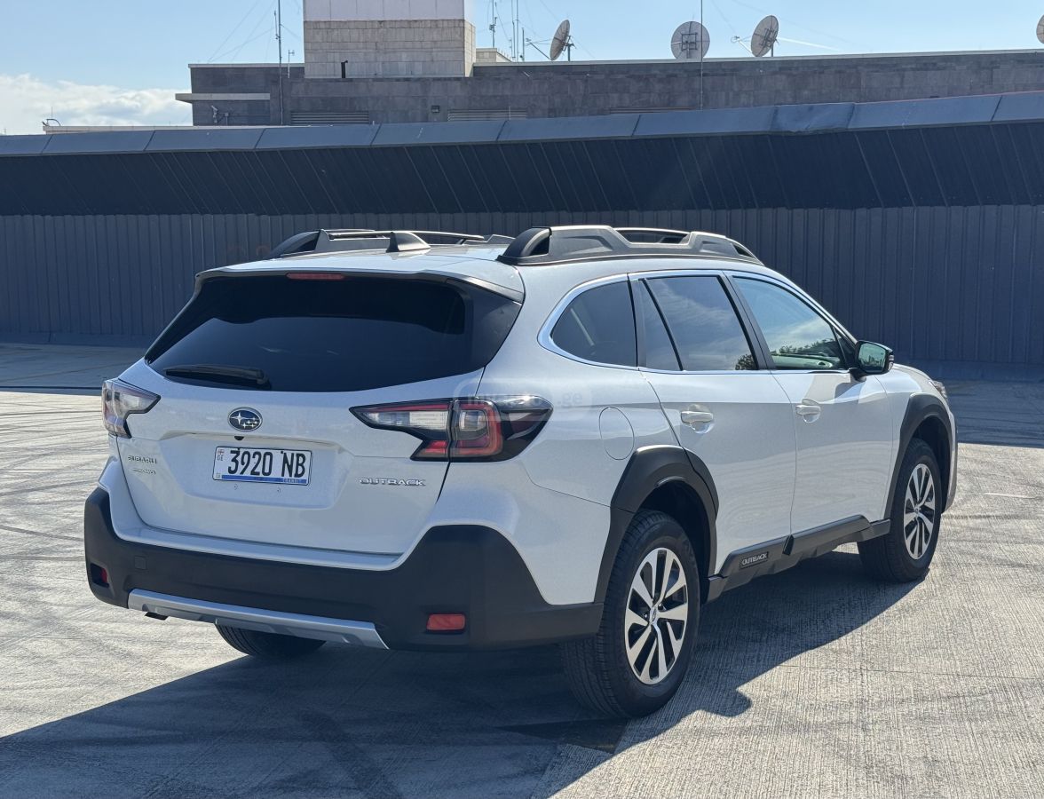 Subaru Outback - фото 4