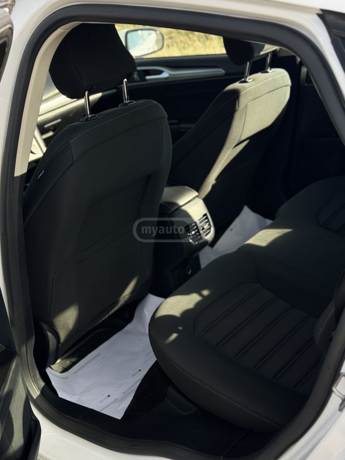 Ford Fusion - фото 10