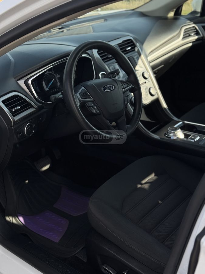 Ford Fusion - фото 11
