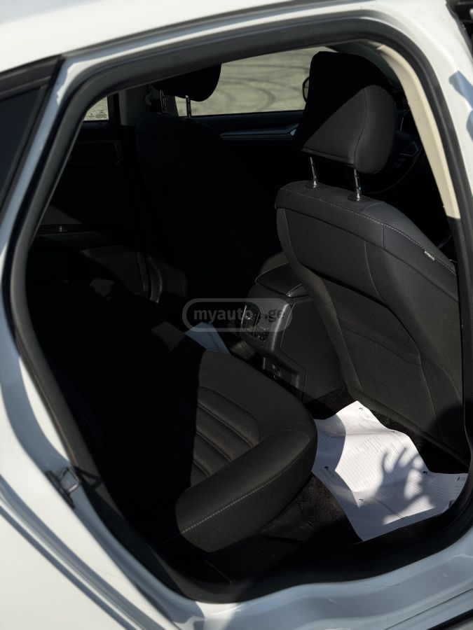 Ford Fusion - фото 8