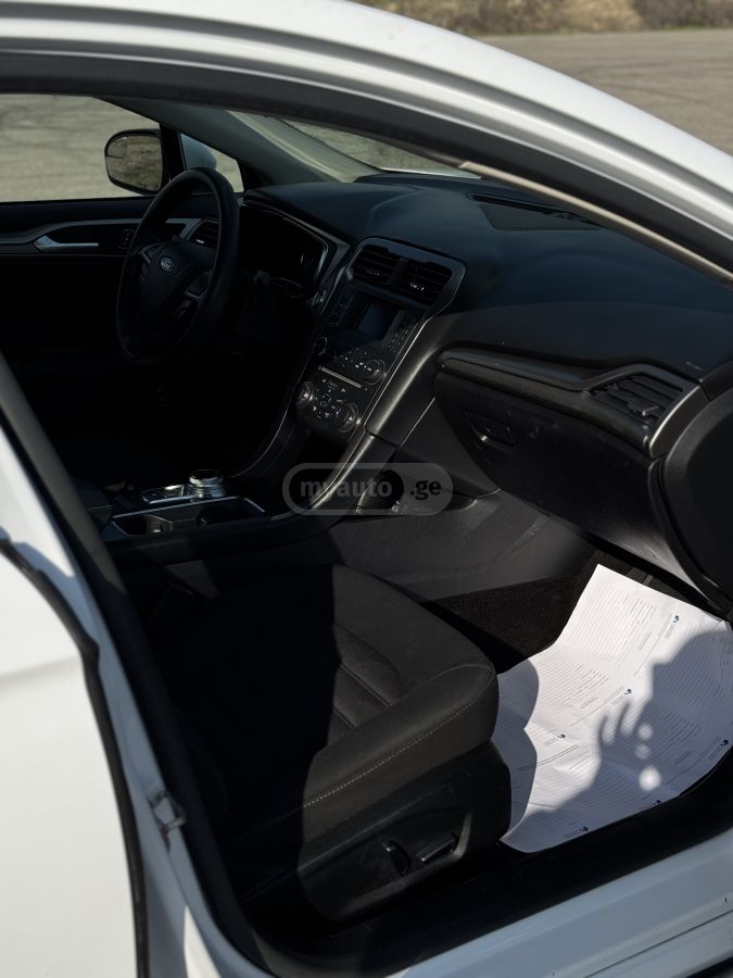 Ford Fusion - фото 9