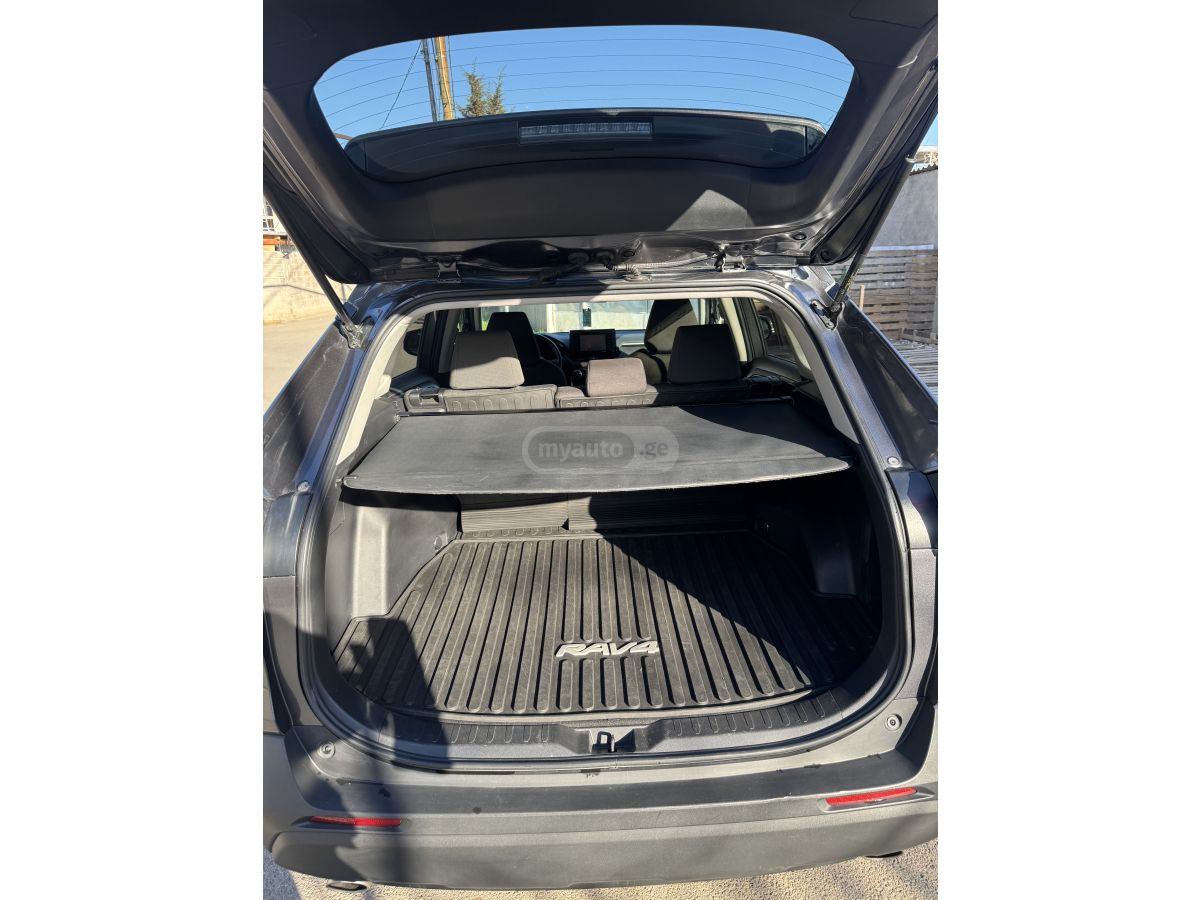 Toyota RAV 4 - фото 10