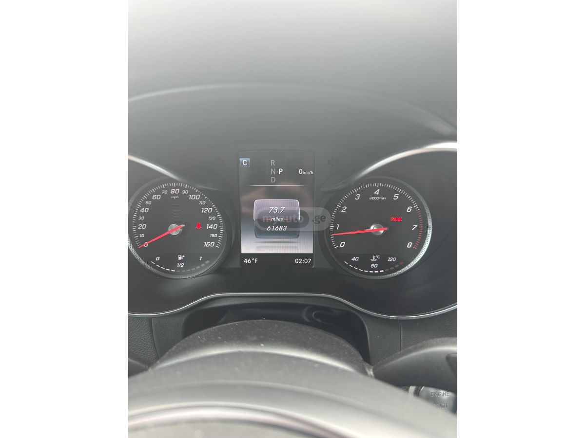 Mercedes-Benz GLC 300 - фото 14