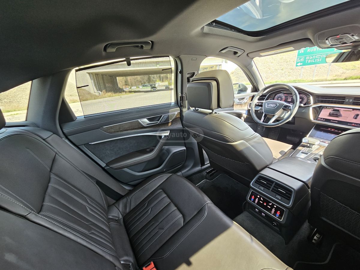 Audi A6 - фото 10