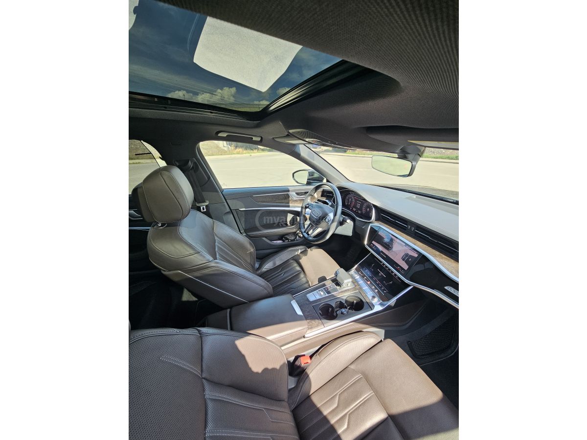 Audi A6 - фото 12