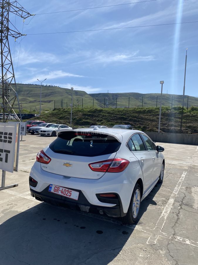 Chevrolet Cruze - фото 6