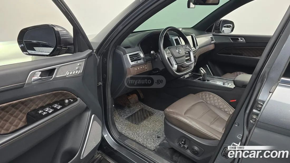 Ssangyong Rexton - фото 11