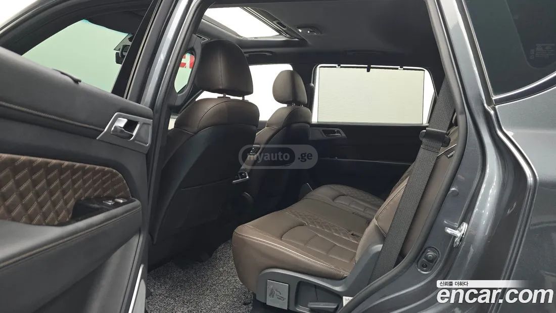 Ssangyong Rexton - фото 12