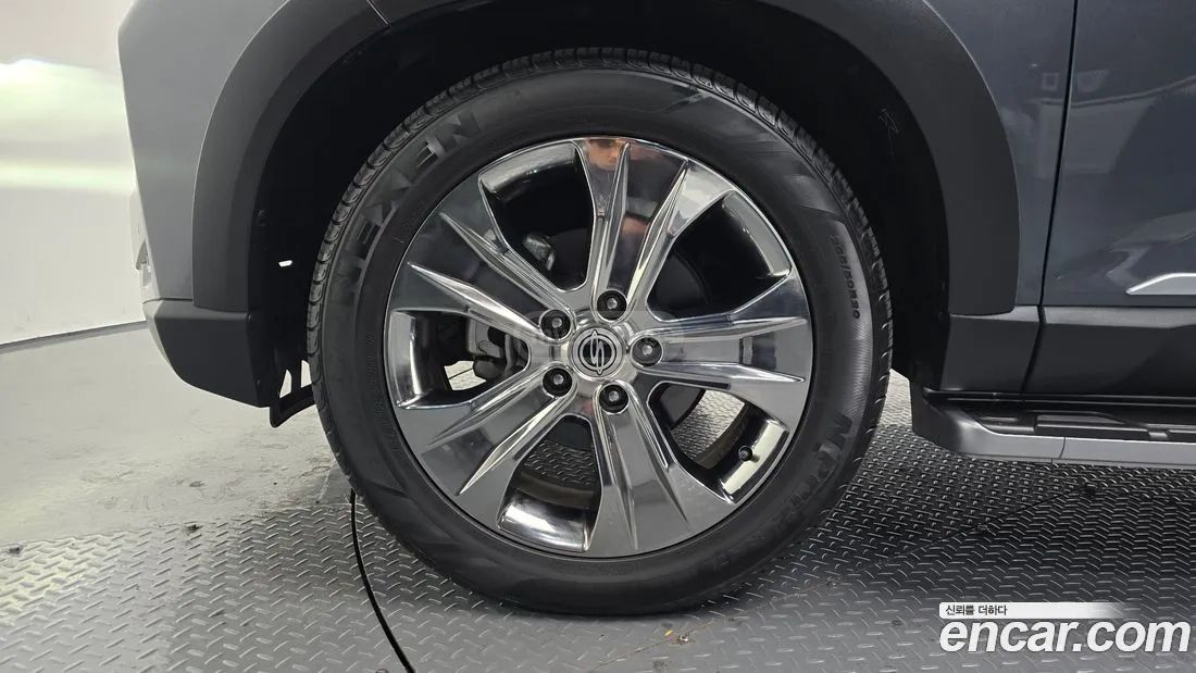 Ssangyong Rexton - фото 5