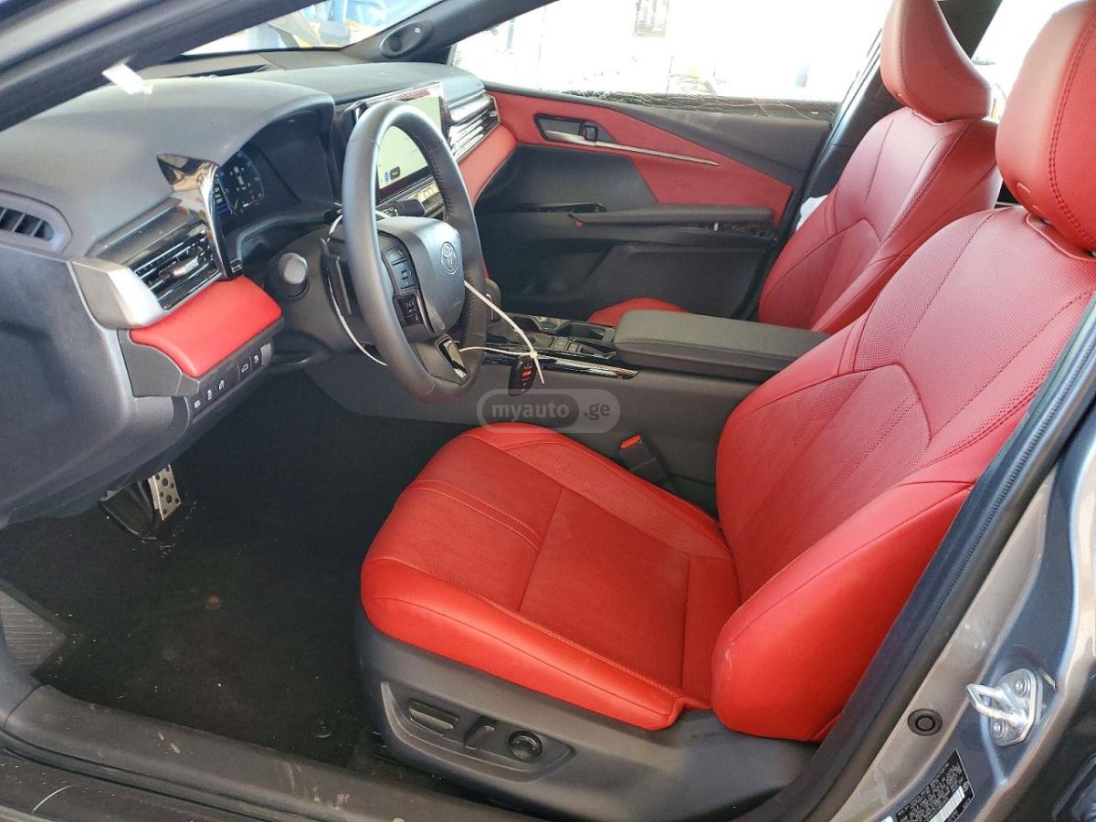 Toyota Camry - фото 10