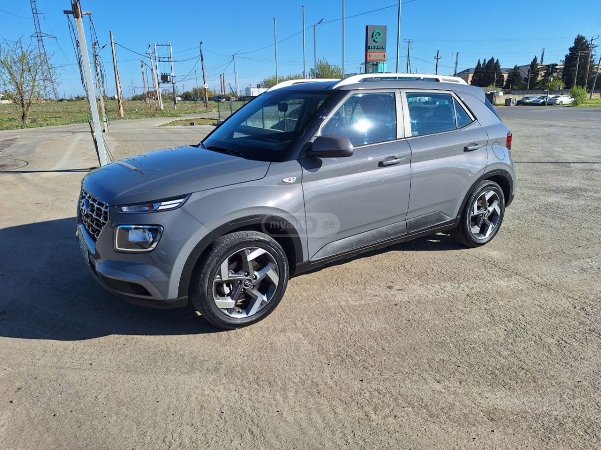 Hyundai venue - фото 4