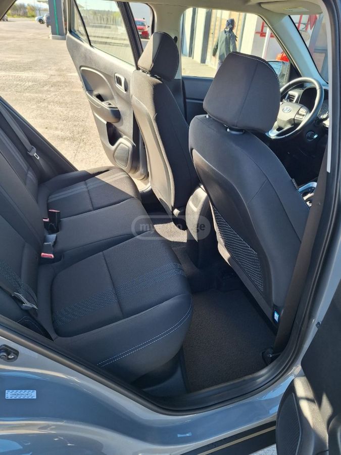 Hyundai venue - фото 5