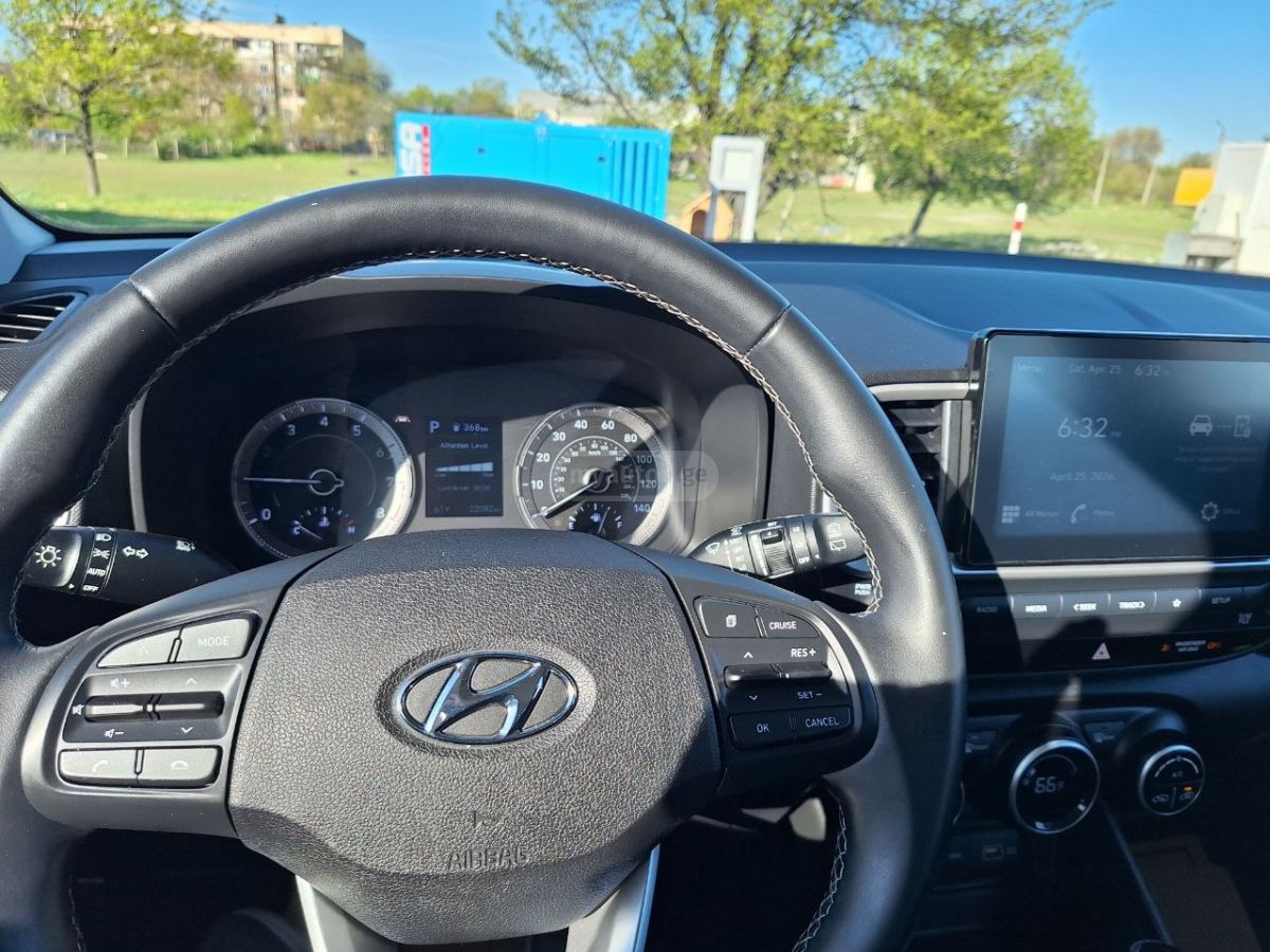 Hyundai venue - фото 7