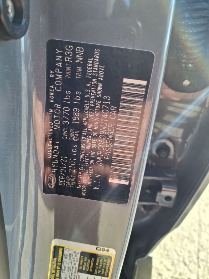 Hyundai venue - фото 9