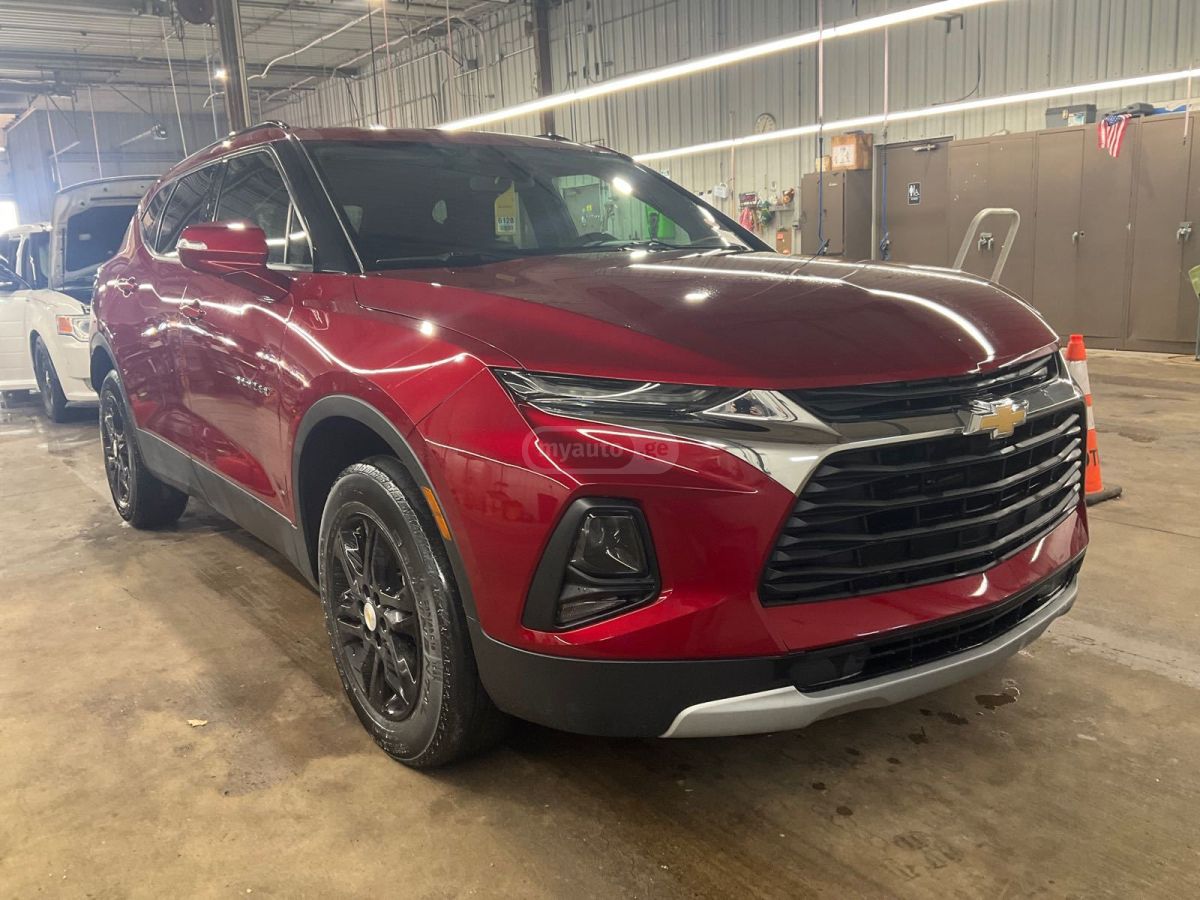 Chevrolet Blazer - фото 1