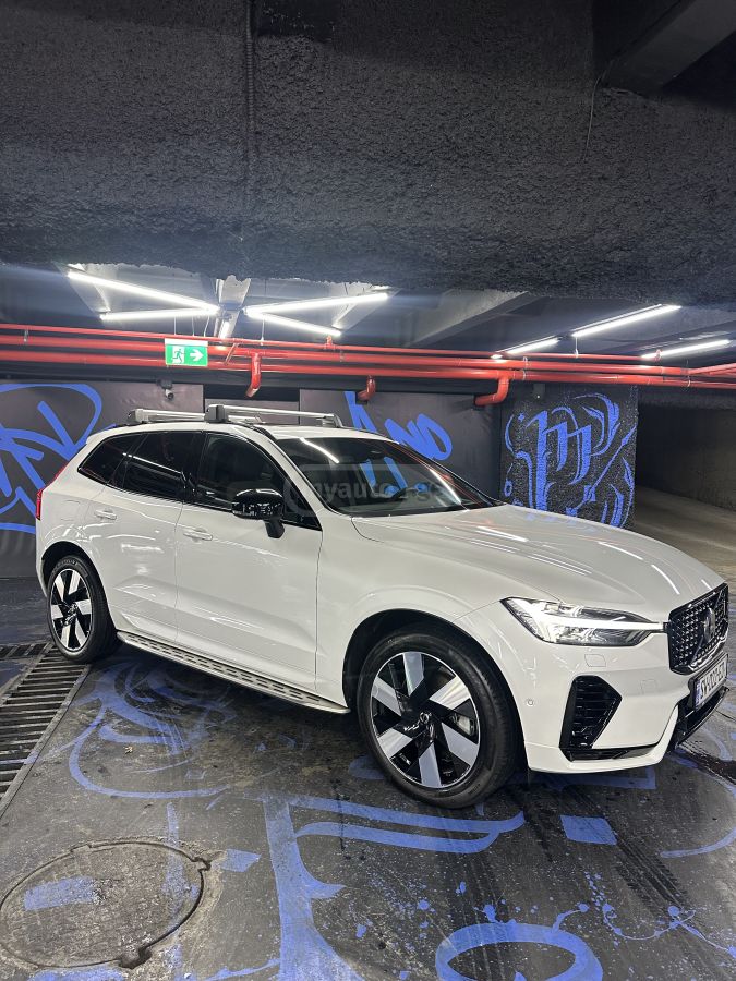 Volvo T8 Ultra Dark — миниатюра 2